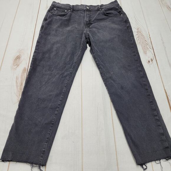 Gap Girlfriend mid rise jeans washed black gray raw hem - Picture 1 of 10